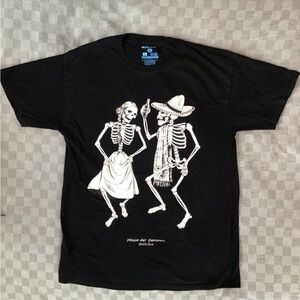Dancing Skeletons Retro Graphic Tee Mens Size M